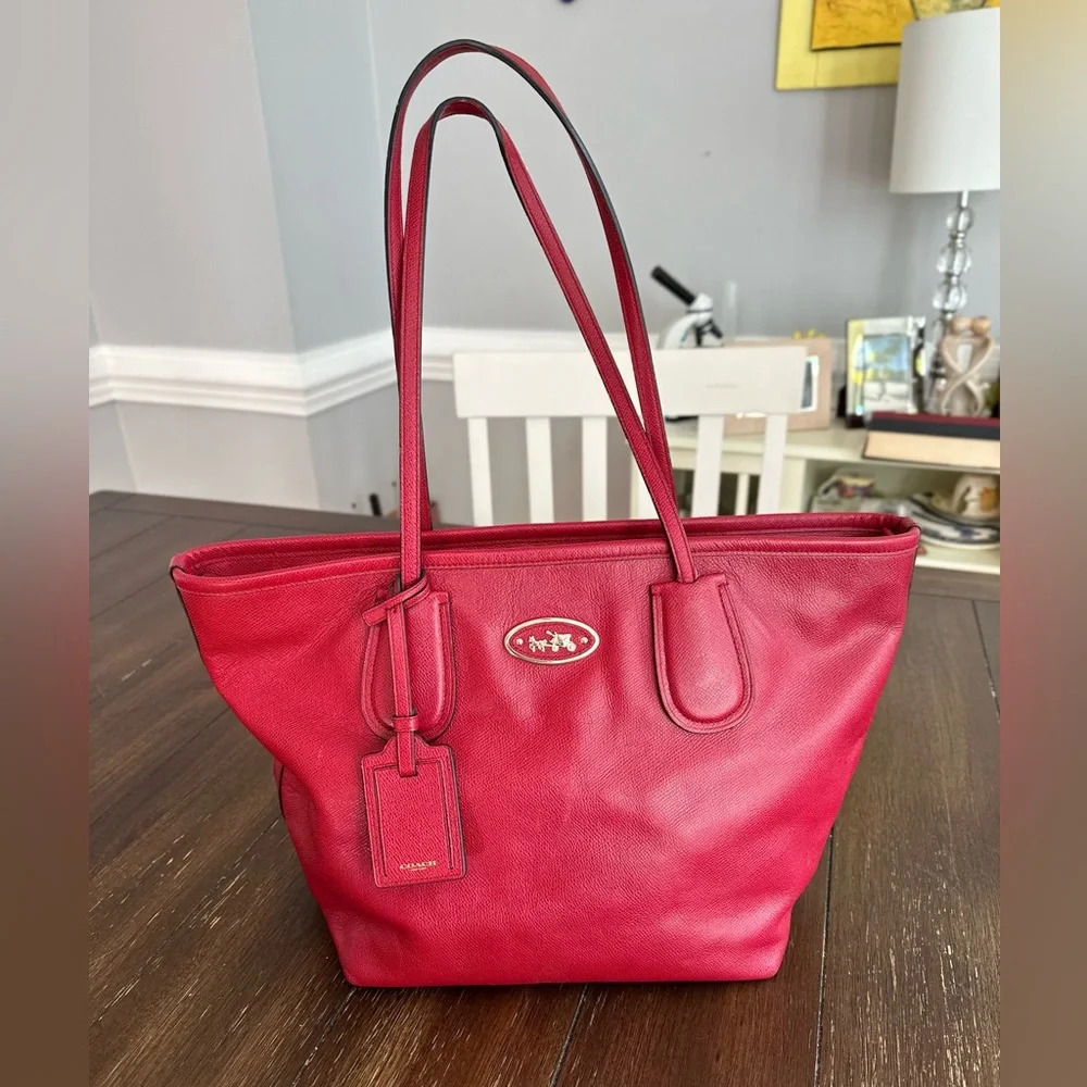 Coach Taxi zip tote bag
